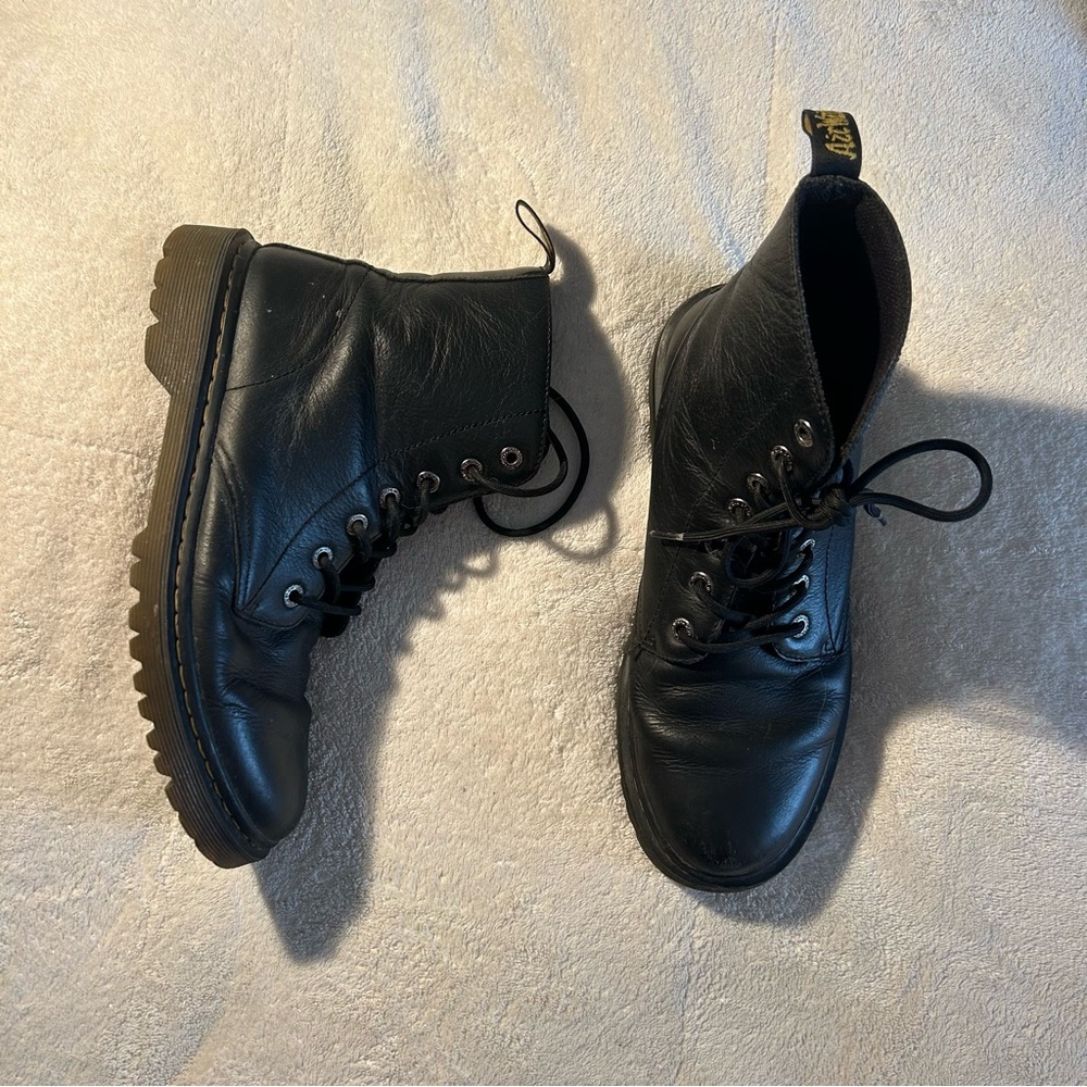 Dr Marten Black Leather Lace-Up Boots